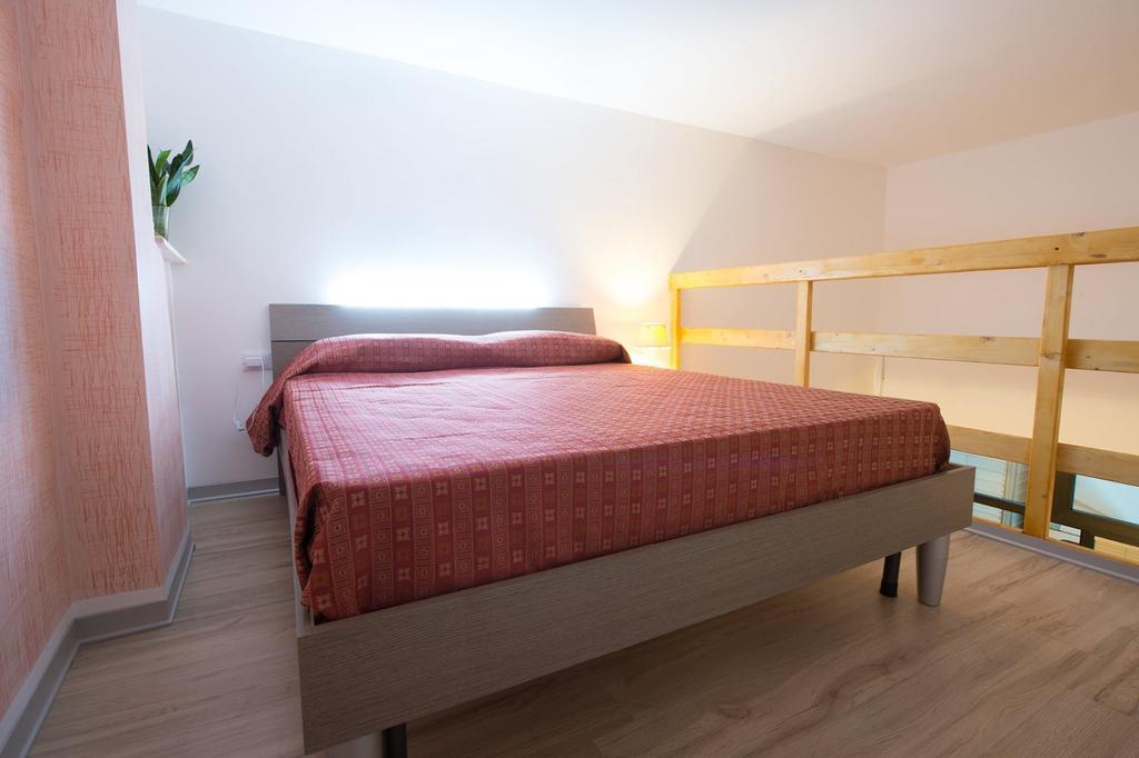 Raffaela Casa Vacanze Aradeo ภายนอก รูปภาพ